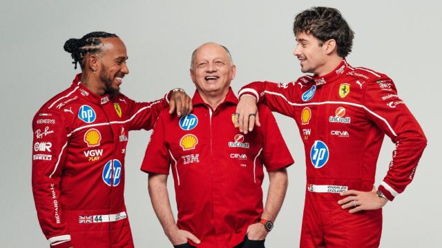 Lewis Hamilton, Fred Vasseur y Charles Leclerc