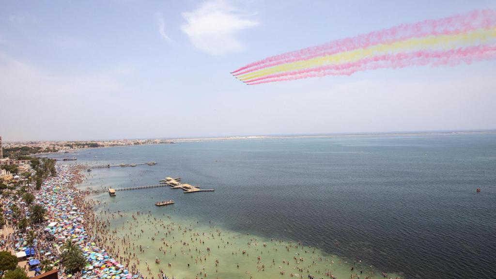 Último vuelo de la Patrulla Águila