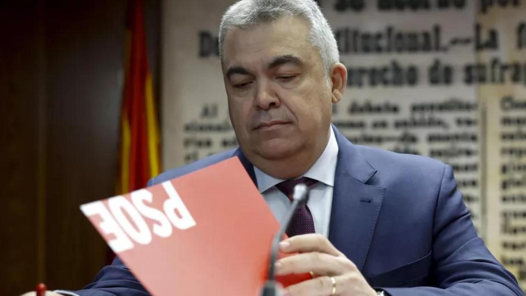 Santos Cerdán comparece en la 'comisión Koldo' del Senado, como secretario de Oganización del PSOE, en abril de 2024.