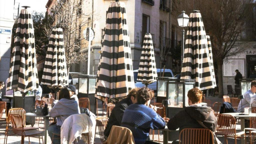 La hora del vermú, o lo que surja, en Ultramarines del Coso.