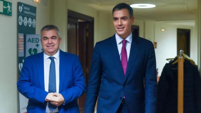 Santos Cerdán con Pedro Sánchez.