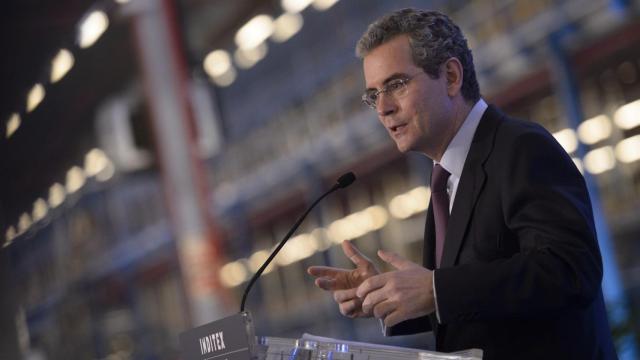 Archivo - El expresidente y consejero delegado de Inditex, Pablo Isla, en rueda de prensa