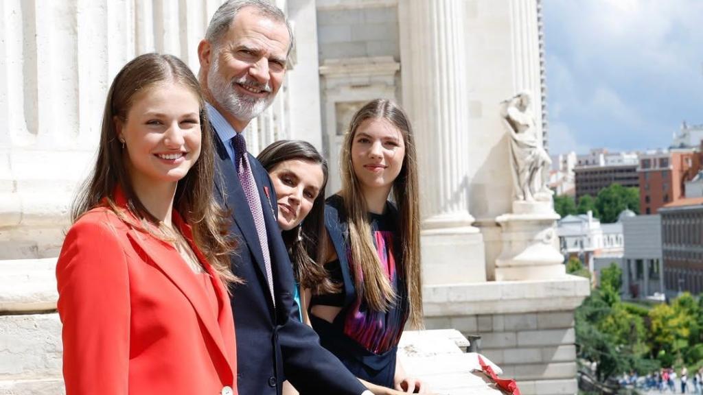 Primera imagen compartida en el perfil de Casa Real.