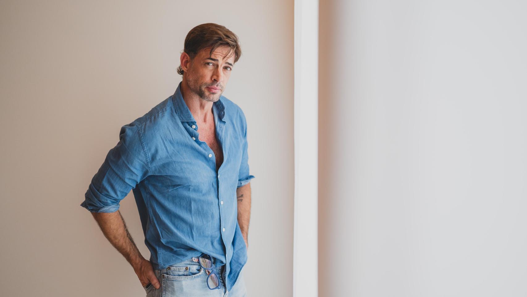 El actor y modelo William Levy, icono internacional, posa para Magas en el Hotel Madrid Edition y habla de las mujeres de su vida.