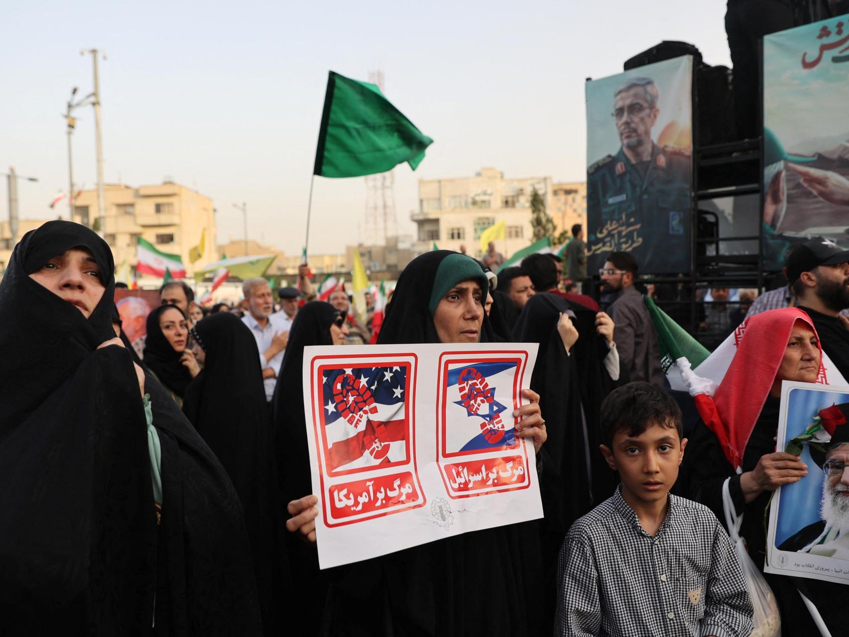 Manifestación en Teherán contra Estados Unidos e Israel.