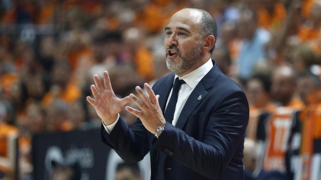 Chus Mateo, en el partido definitivo ante Valencia Basket.