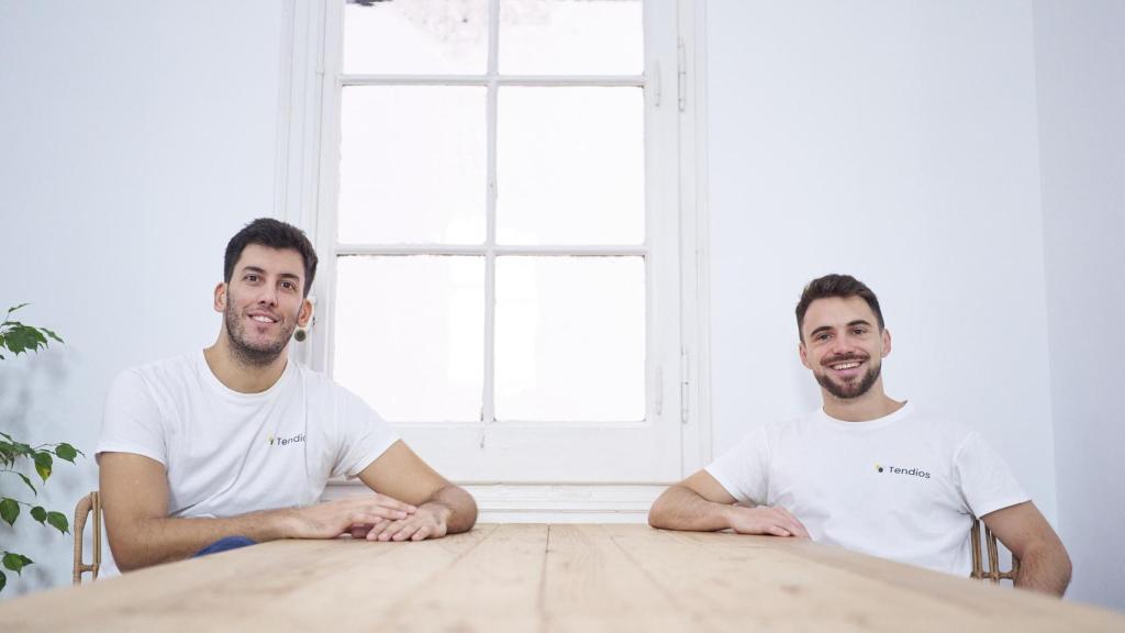 De izquierda a derecha Xavier Creus y Albert Riera, fundadores de Tendios