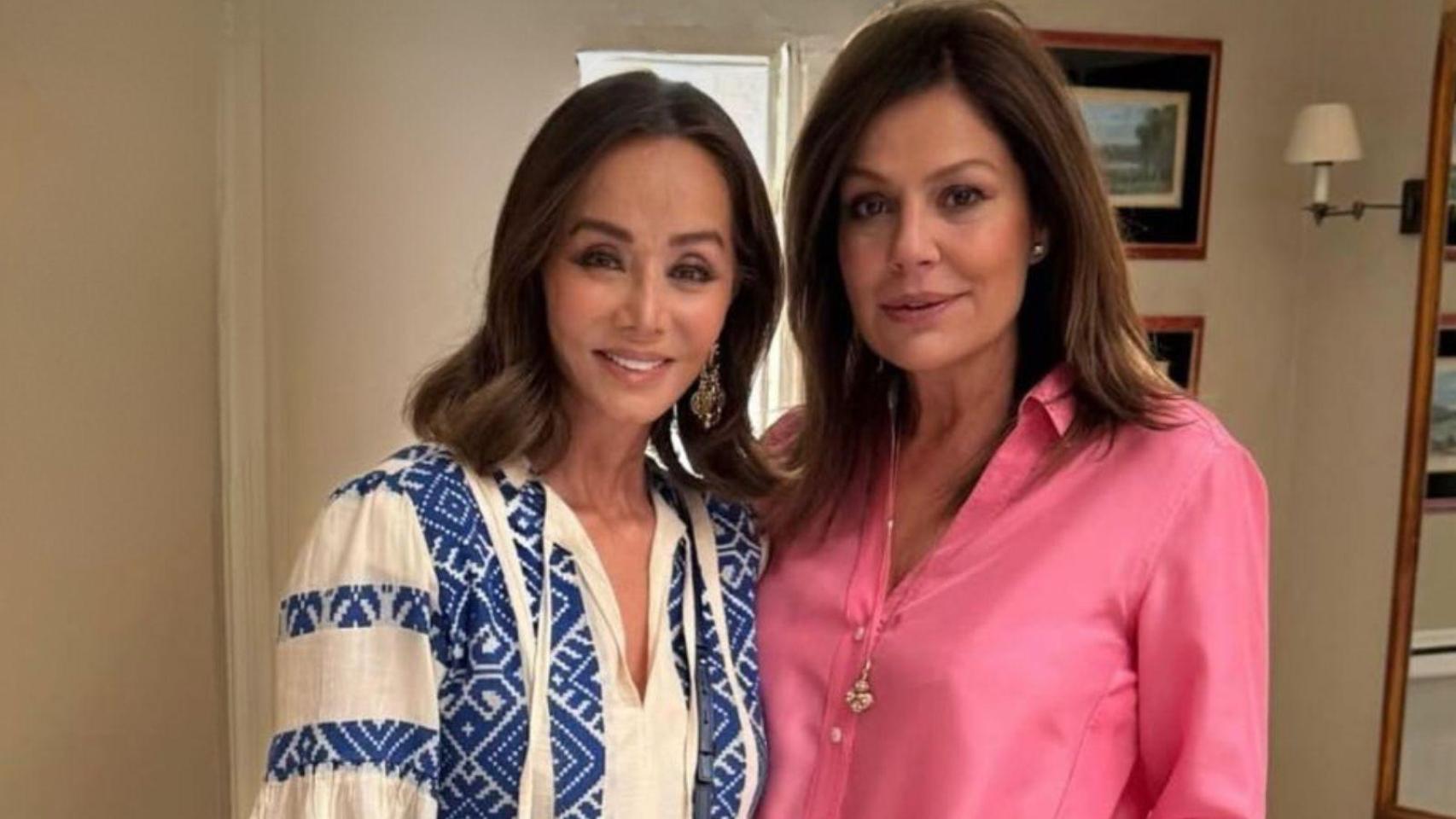 Isabel Preysler y Nuria González se han reunido este fin de semana en la casa de la 'socialité'.