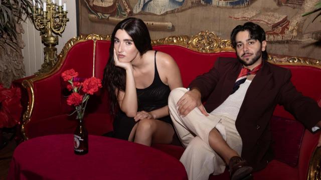 Judeline y Yerai Cortés en la rueda de prensa del homenaje a Camarón organizada por Cruzcampo en el tablao Bulería de Madrid