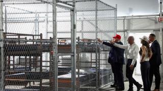 Rodeada de caimanes, con espacio para 5.000 migrantes y construida en 14 días: así es la cárcel de Trump al estilo Bukele