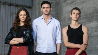 Imagen promocional de 'Mar Afuera'.