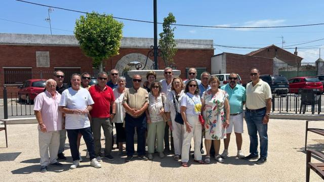 Imagen de los quintos de 1955 de Valdestillas