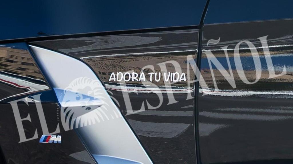 El lateral del coche de Aída Nízar.