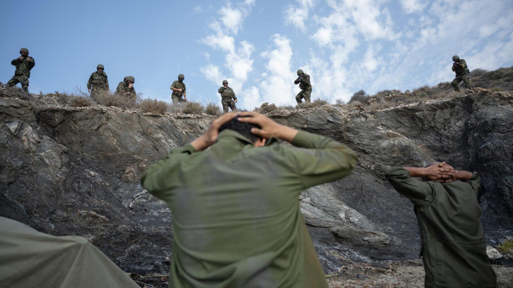 Una escena de la serie documental 'Perejil. La guerra que no fue'. Foto: María Heras / Movistar Plus+
