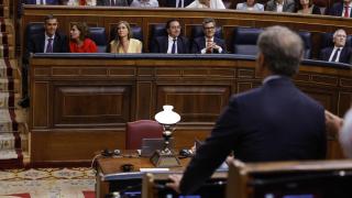La distancia que separa a Sánchez y Feijóo en el Congreso de los Diputados.