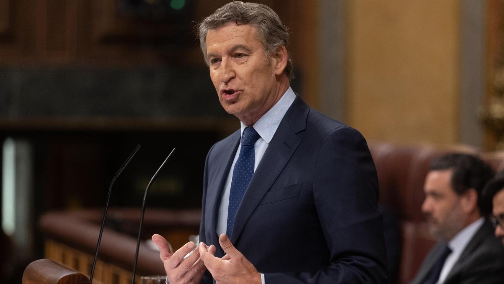 Alberto Núñez Feijóo, en el pleno extraordinario del Congreso por la corrupción del 'caso Cerdán'.