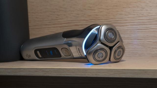 Philips i9000 Prestige Ultra.