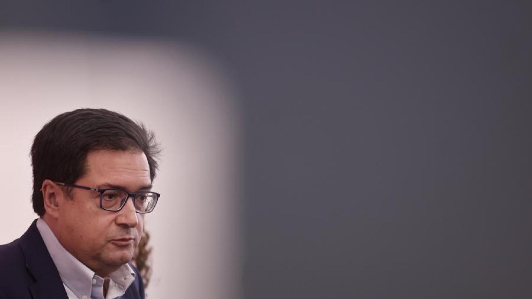 El ministro para la Transformación Digital y de la Función Pública, Óscar López, clausura el curso IA y tecnología al servicio del empleo.