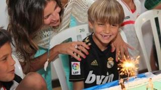 Virginia Troconis muestra fotografías inéditas de su hijo Manuel en 21 cumpleaños