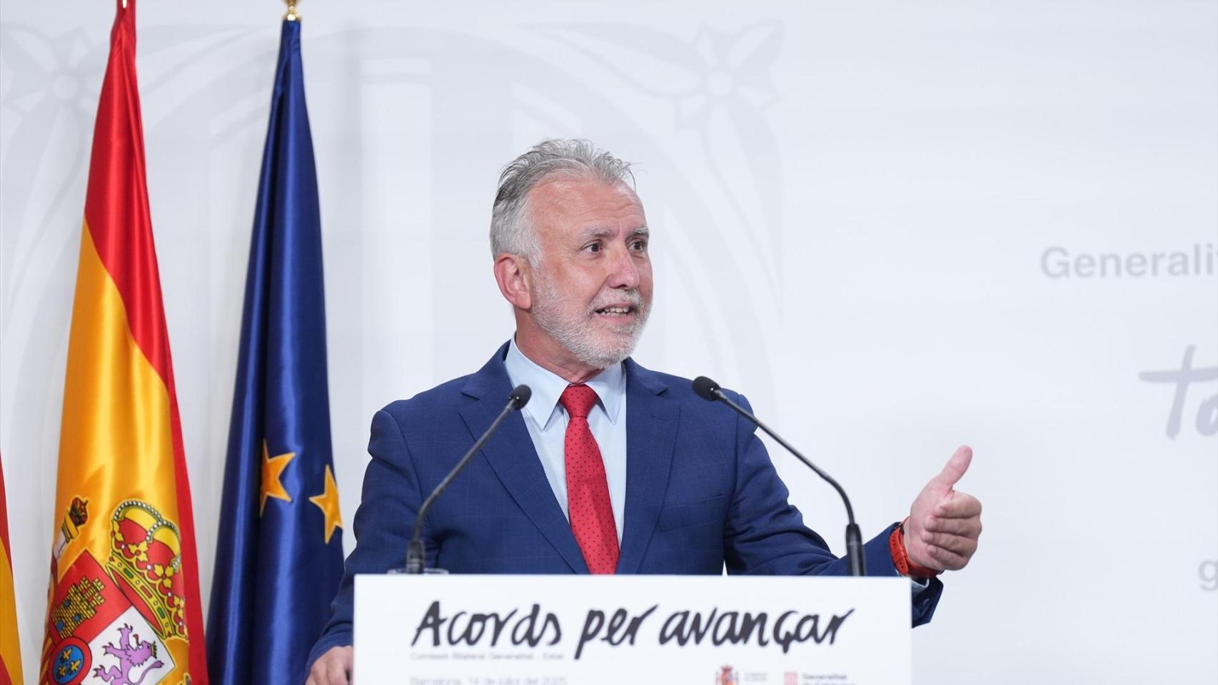 El ministro de Política Territorial y Memoria Democrática de España, Ángel Víctor Torres, tras la reunión de la Comisión bilateral Estado-Generalitat, este lunes en Barcelona.