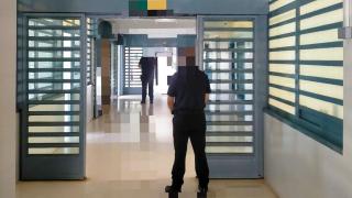 Un preso agrede a patadas a una funcionaria en la cárcel de Topas tras negarse a compartir celda