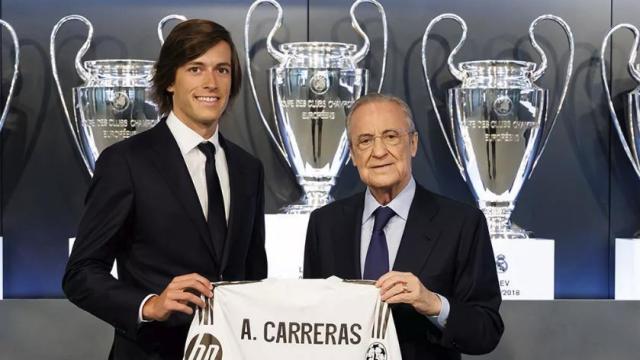 Álvaro Carreras junto a Florentino Pérez