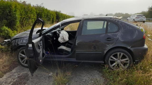 Cinco personas resultan heridas en un accidente en Aranga (A Coruña).
