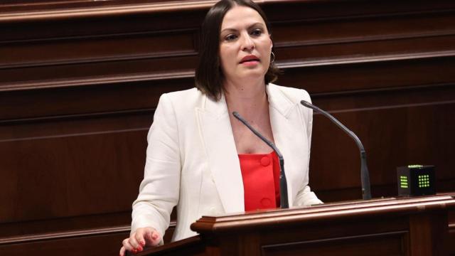 La consejera canaria Migdalia Machín, durante su defensa de la Ley de Ciencia en el parlamento autonómico.