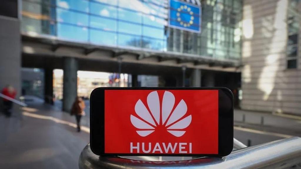 El Gobierno da marcha atrás y frena un contrato de 10 millones de euros en  el que Huawei aportaba equipamiento