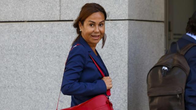 Isabel Pardo de Vera este lunes a su llegada a la Audiencia Nacional.