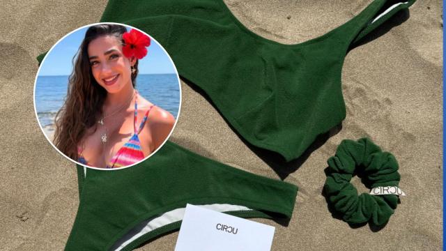 La influencer Lola Lolita con un bikini de CIRCU.