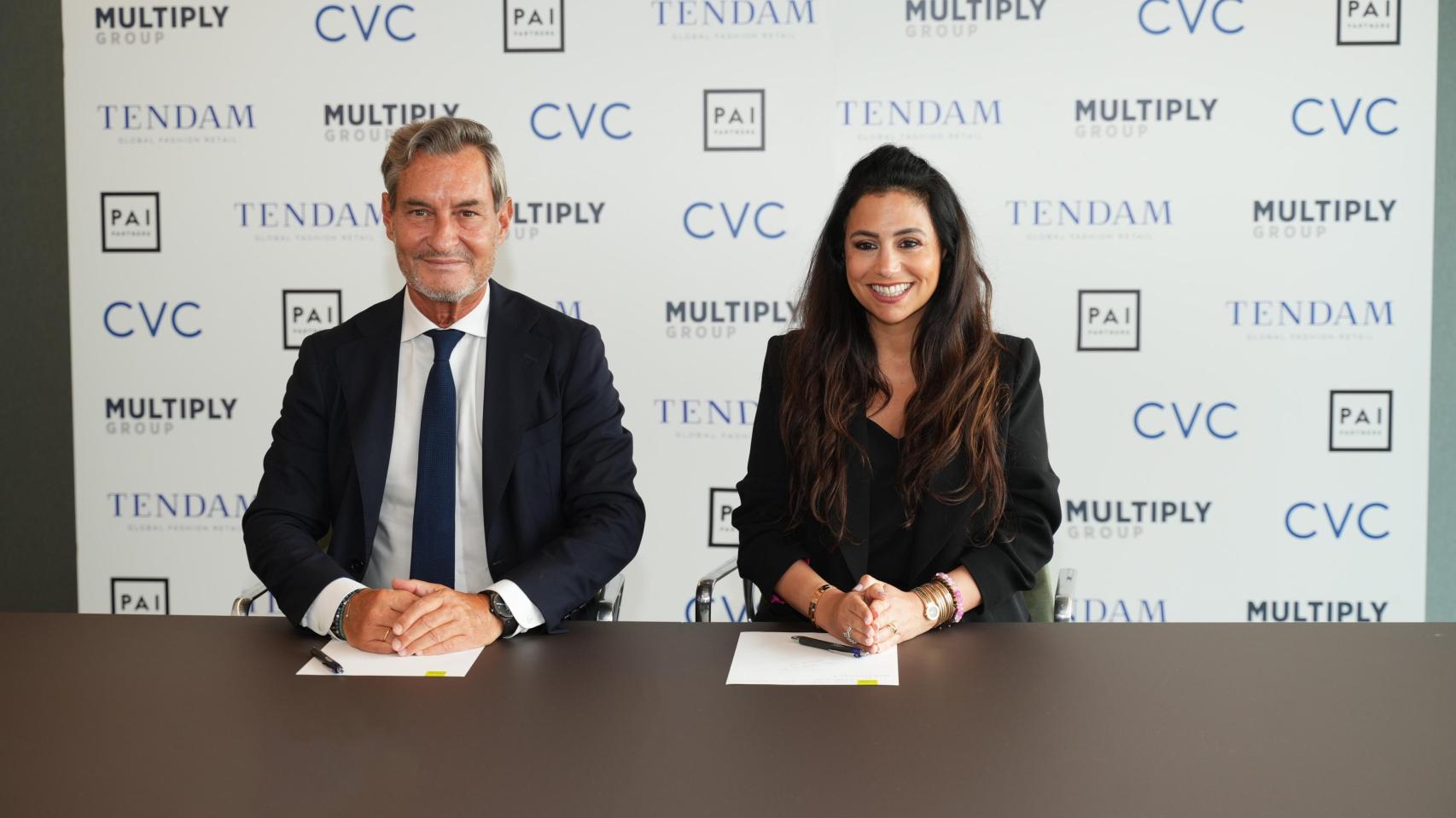 Jaume Miquel, presidente y consejero delegado de Tendam, y Samia Bouazza, CEO y directora general de Multiply Group.