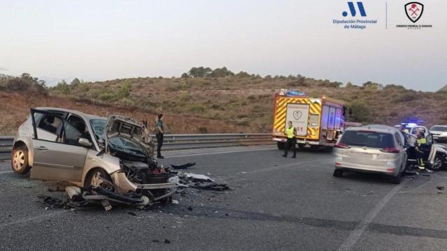 Imagen del tremendo accidente de tráfico ocurrido en Alhaurín el Grande (Málaga).