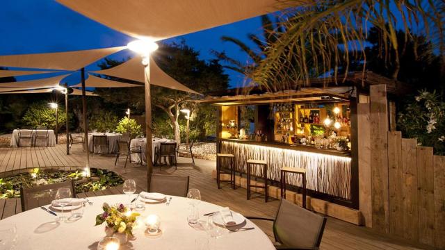 La mujer que dejó las multinacionales para abrir un hotel con cocina creativa en la Formentera más secreta (y donde descansan los famosos)