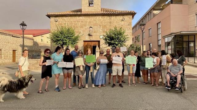 Vecinos y vecinas de El Barraco, durante una de las manifestaciones