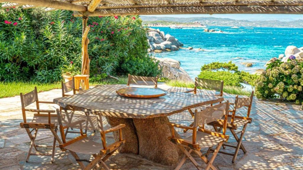 El príncipe italiano ha decidido deshacerse de varias viviendas que pertenecieron a su familia.