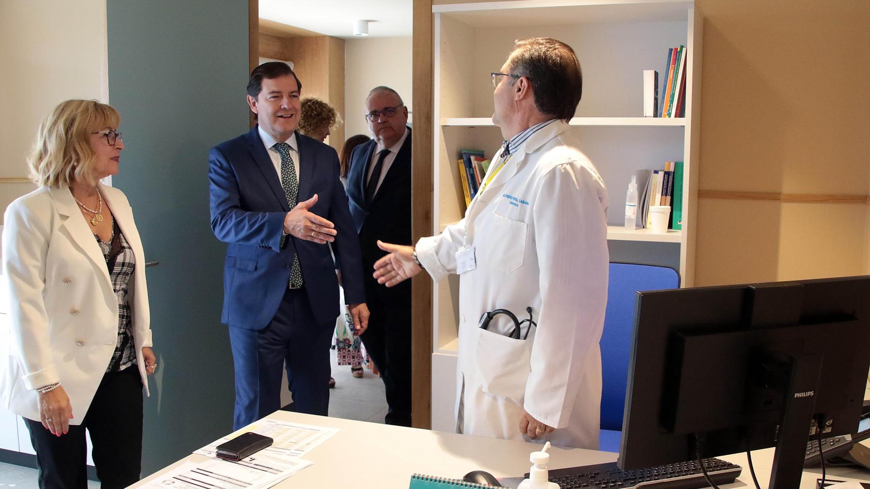 El presidente de la Junta de Castilla y León, Alfonso Fernández Mañueco, inaugura las nuevas instalaciones del centro de salud de Pinilla-San Andrés del Rabanedo