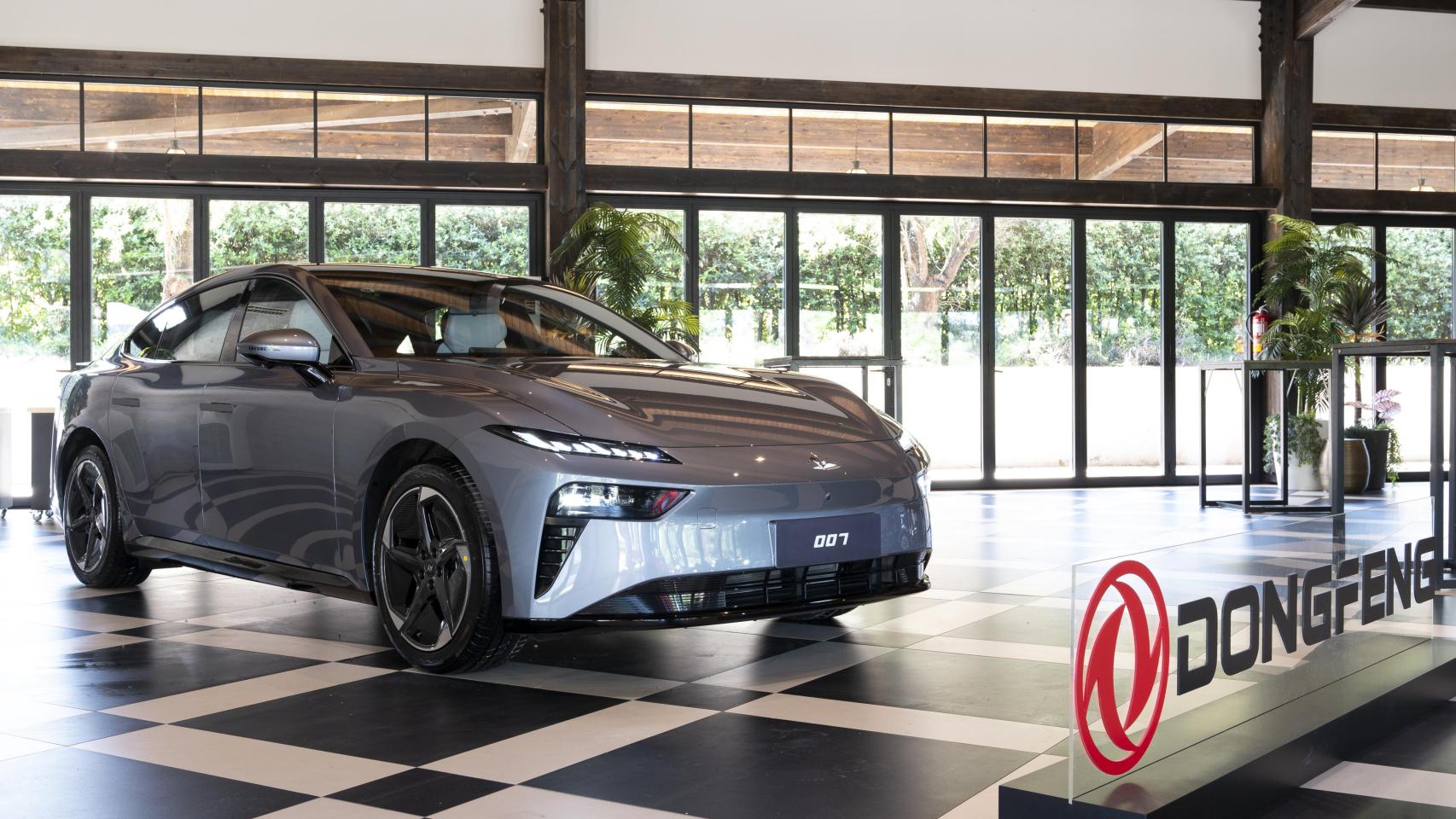 Vehículo Dongfeng que en España distribuye Salvador Caetano