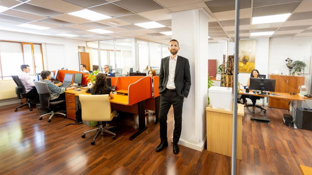 El CEO de AuraQuantic, Pablo Trilles, en la sede de la tecnológica valenciana.
