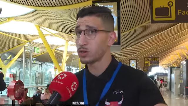 El empleado está harto de la situación.