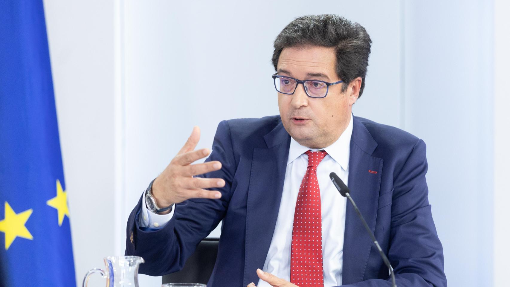 Óscar López, ministro de Transformación Digital y de la Función Pública, durante el consejo de ministros de este marte.