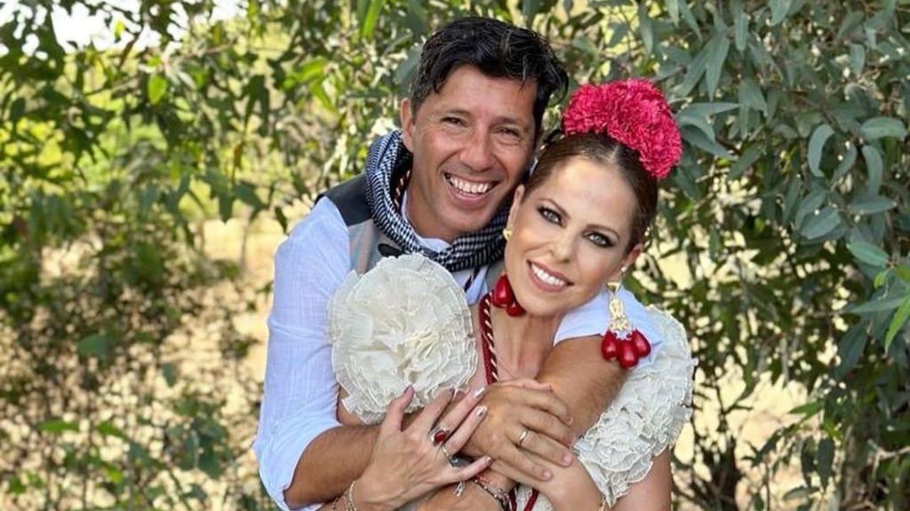 Pastora Soler y su marido, Francis Viñolo, en una imagen de sus redes sociales.