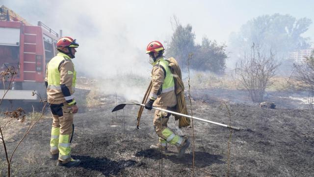 Bomberos en una imagen de archivo