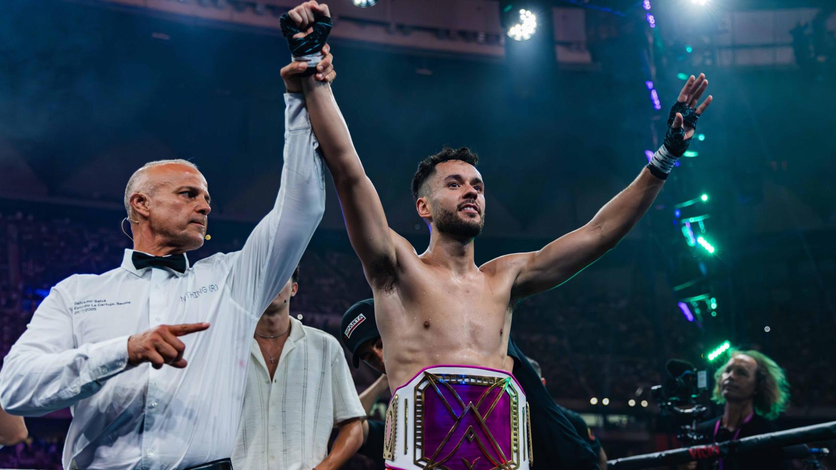 Thegrefg tras ganar su combate en La Velada