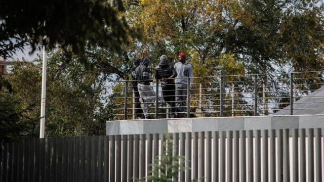 Migrantes que llegaron en patera a Canarias durante esta crisis migratoria en la CREADE de Pozuelo de Alarcón, a 27 de octubre de 2023, en Pozuelo de Alarcón, Madrid (España).