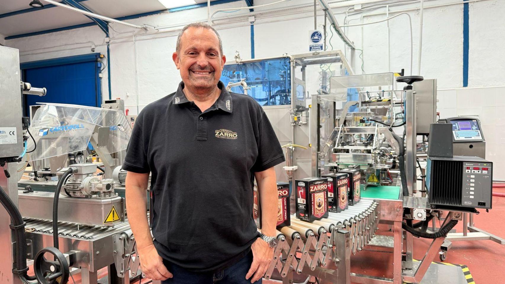 Carlos Muñecas, fundador y CEO de Vermut Zarro.