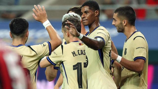 Los jugadores del Barça celebran un gol.