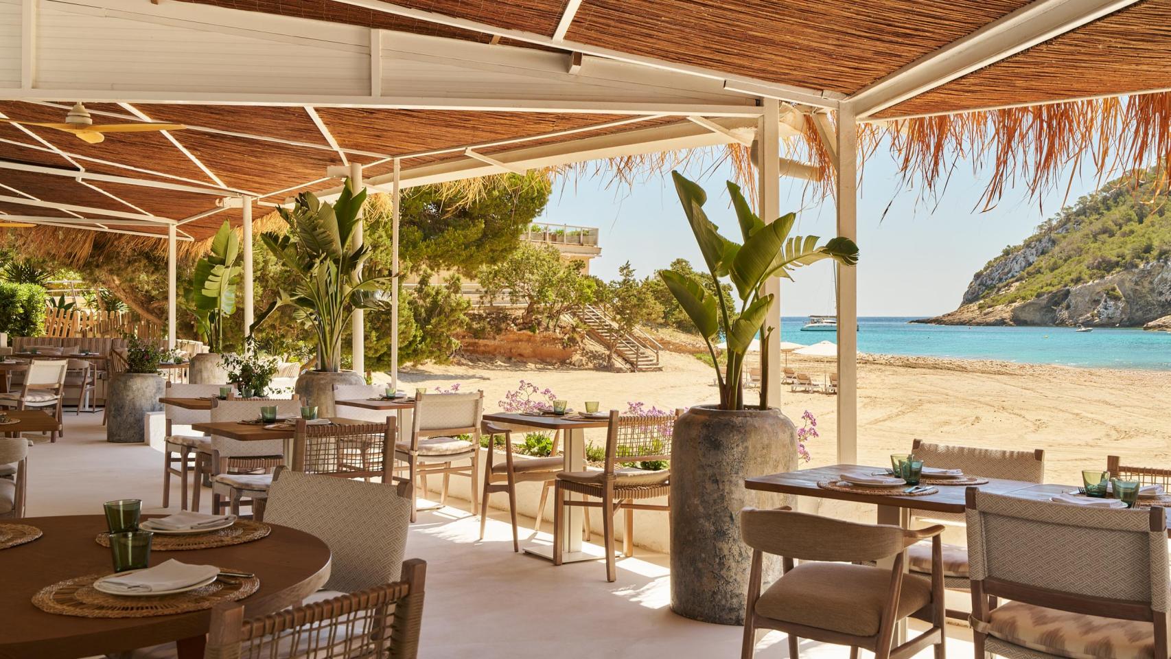 Sonrojo, el nuevo chiringuito que visitar en Cala Llonga (Ibiza).