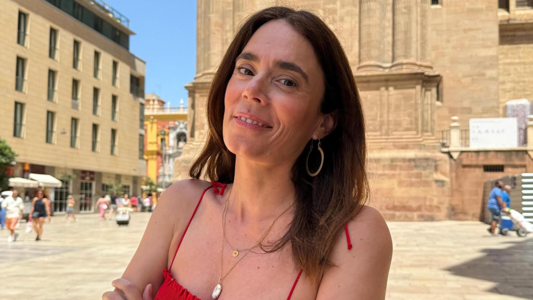Mara Rubio posa en el centro de Málaga