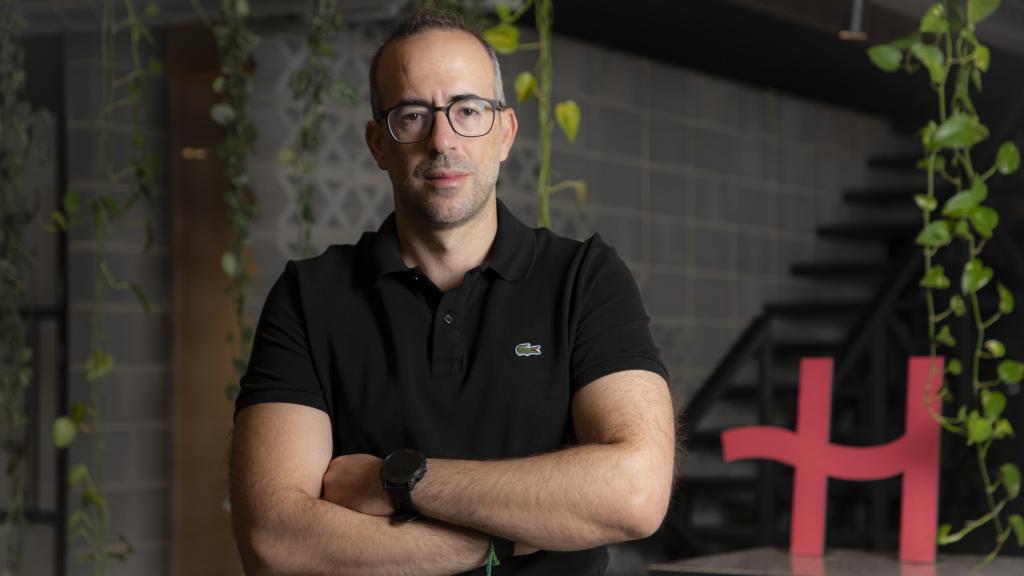 Alex Bryszkowski, vicepresidente de B2B & Partnerships de Holafly.